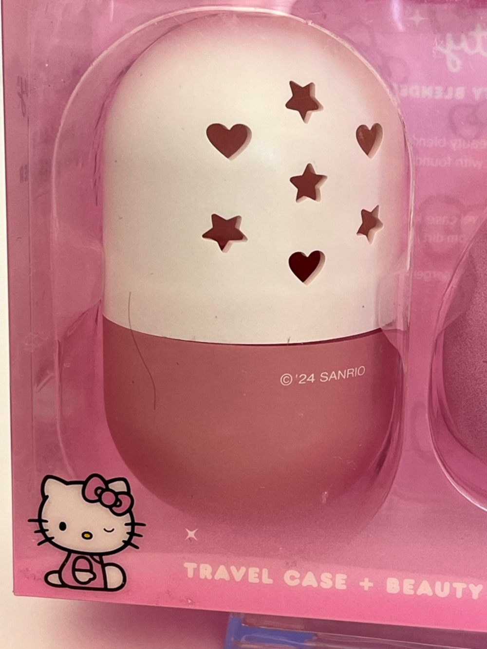 Hello Kitty 4-Piece Makeup Essentials - Picture 9 of 15